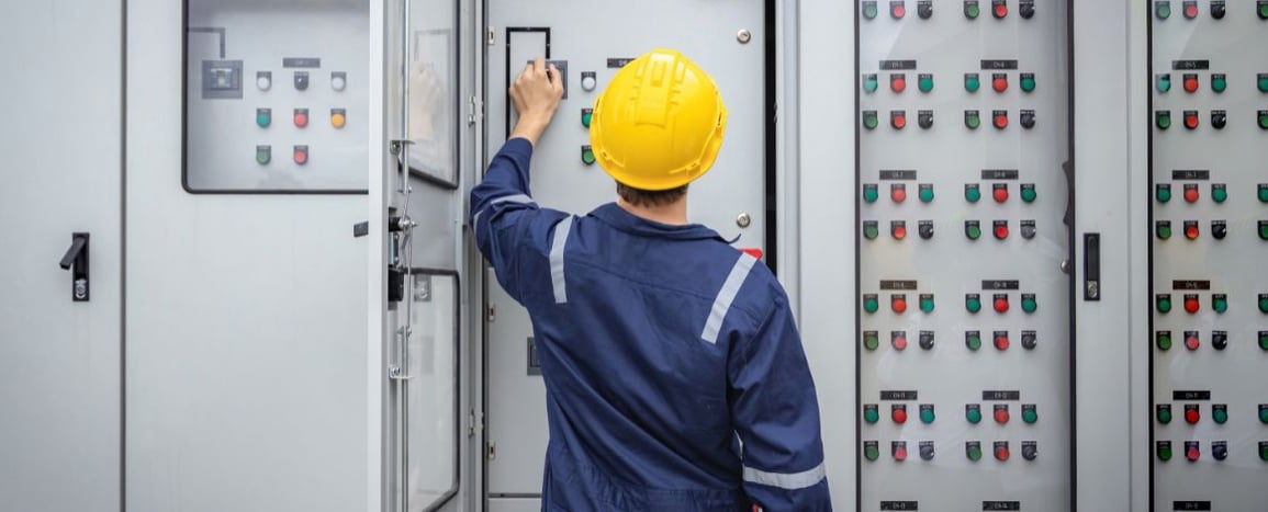 Code APE 3314Z et 3314Y : Réparation et entretien d’équipements électriques