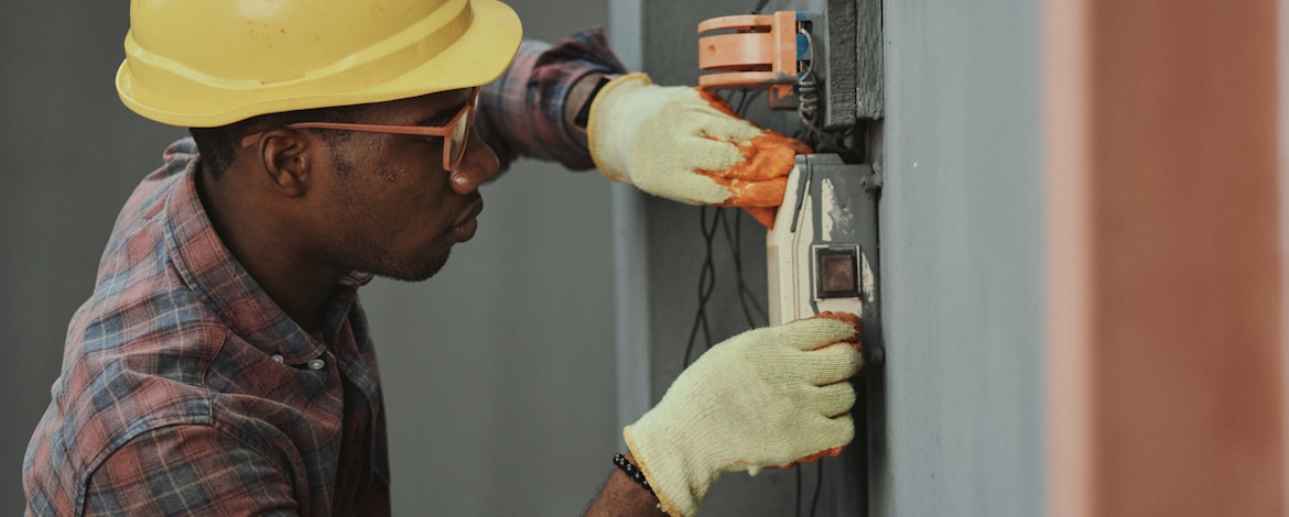 Code APE 43.22B et 43.22H : Travaux d'installation d'équipements thermiques et de climatisation