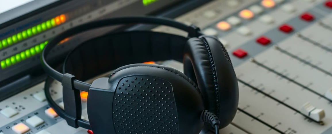 Code APE 6010Z et 6010Y : Radiodiffusion et activités de distribution de contenu audio