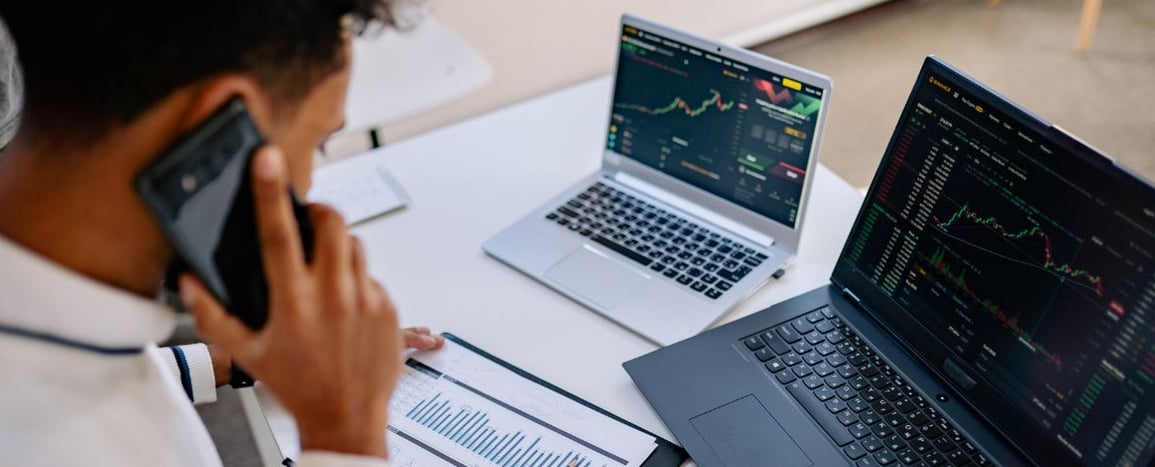 Tout savoir sur le code APE / NAF 6619B : Conseillers financiers et courtiers en crédit