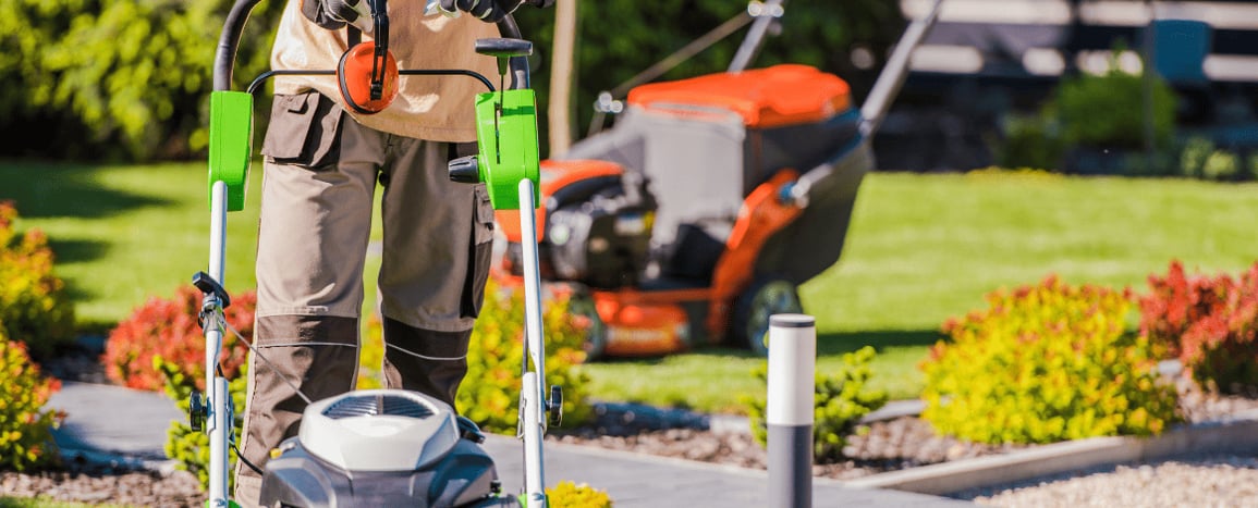 Code APE / NAF 81.30Z : Services d'aménagement paysager