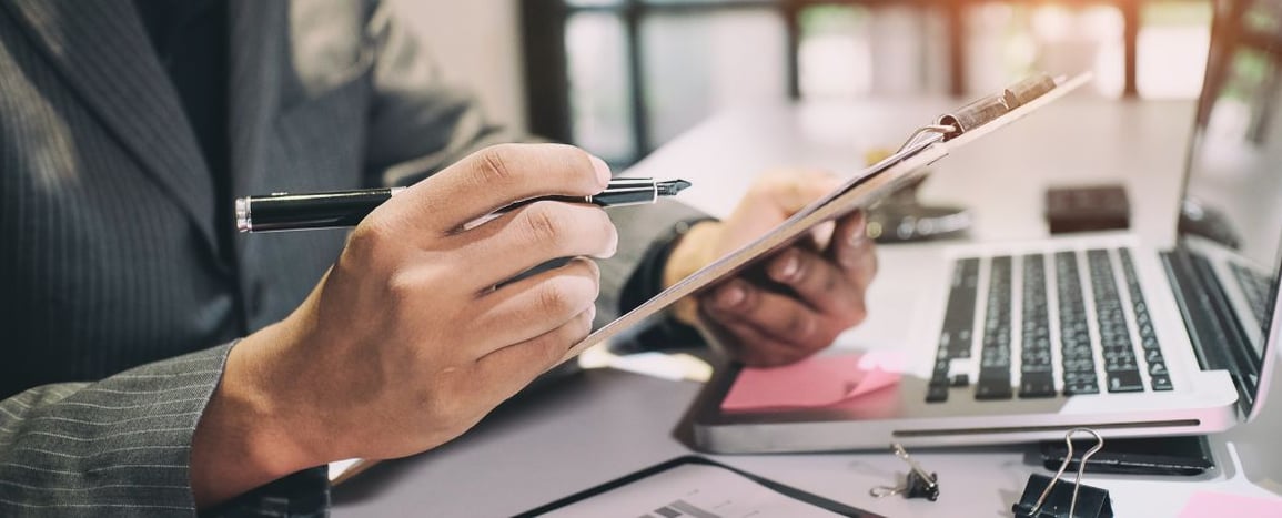 Devenir secrétaire indépendant en auto-entrepreneur : le guide complet