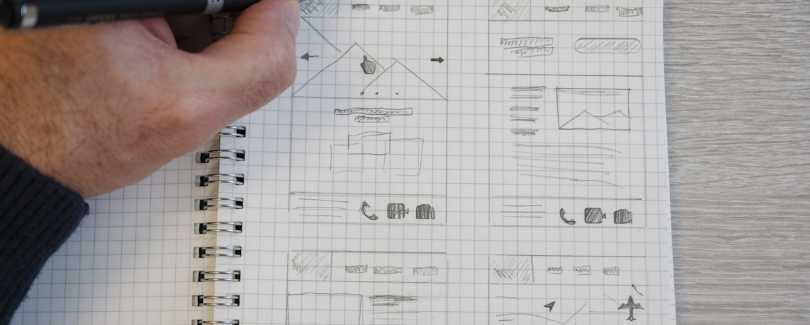 Devenir UX writer freelance : microcopy, content design et code APE 2026